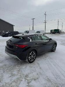 2017 Infiniti QX30 - Photo 6