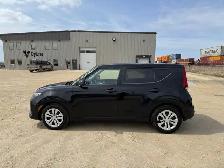 2022 Kia Soul LX - Photo 4
