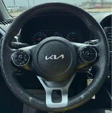 2022 Kia Soul LX - Photo 8