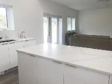 Terrace Modern House on the Bench for Rent - Photo 3