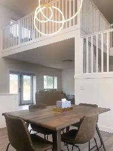 Terrace Modern House on the Bench for Rent - Photo 4
