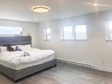 Terrace Modern House on the Bench for Rent - Photo 8