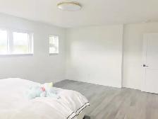 Terrace Modern House on the Bench for Rent - Photo 9