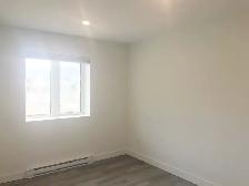 Terrace Modern House on the Bench for Rent - Photo 10