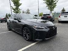 2024 Lexus IS 300 F SPORT Design - Photo 3