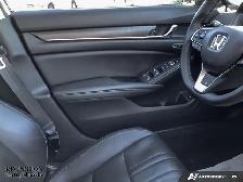 2019 Honda Accord Hybrid Touring CVT - Photo 17