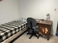 A fully furnished bright Bachelor suite, private entrance - Photo 3