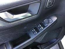 2022 Ford Escape - Photo 18