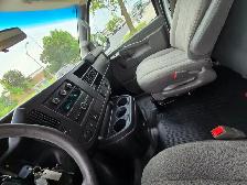 2016 Chevrolet Express RWD 2500 155' - Photo 12