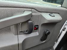2016 Chevrolet Express RWD 2500 155' - Photo 13