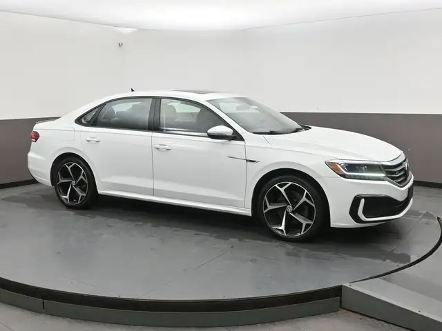 2020 Volkswagen Passat EXECLINE WITH R-LINE PACKAGE FULLY LOADED