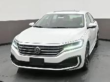 2020 Volkswagen Passat EXECLINE WITH R-LINE PACKAGE FULLY LOADED - Photo 2