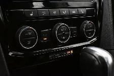 2020 Volkswagen Passat EXECLINE WITH R-LINE PACKAGE FULLY LOADED - Photo 16