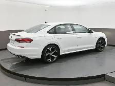 2020 Volkswagen Passat EXECLINE WITH R-LINE PACKAGE FULLY LOADED - Photo 34