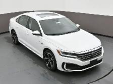2020 Volkswagen Passat EXECLINE WITH R-LINE PACKAGE FULLY LOADED - Photo 44