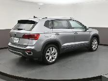 2022 Volkswagen Taos COMFORTLINE AWD| PANORAMIC SUNROOF | PUSH B - Photo 31