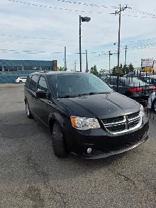 2018 Dodge Grand Caravan SE - Photo 2