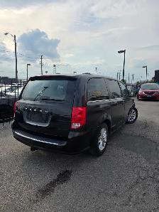 2018 Dodge Grand Caravan SE - Photo 4