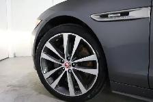 2017 Jaguar XE R-Sport Supercharged V6| DEALER SERVICED | ONTARI - Photo 14