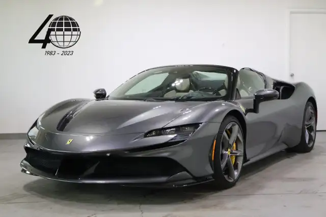 2023 Ferrari SF90 Spider Convertible EXTENSIVE CARBON FIBRE OPTI