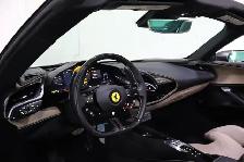 2023 Ferrari SF90 Spider Convertible EXTENSIVE CARBON FIBRE OPTI - Photo 23