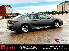 2024 Toyota Camry SE - Photo 4