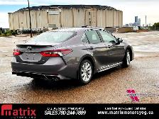 2024 Toyota Camry SE - Photo 6