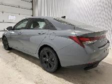 Hyundai Elantra Preferred IVT 2023 à vendre - Photo 8