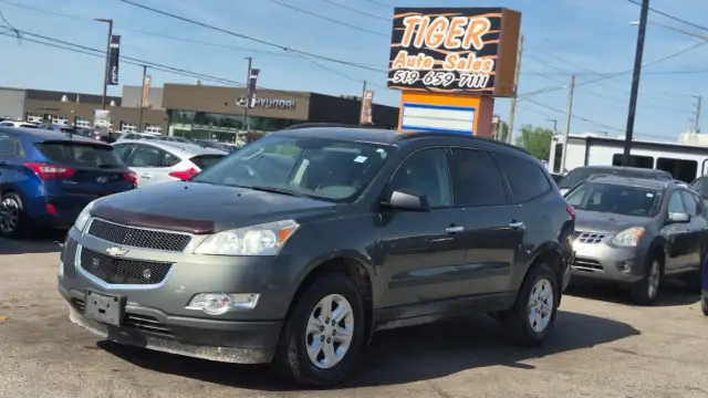 2011 Chevrolet Traverse LS, 7 PASSENGER, GREAT SHAPE, NEWER TIRE