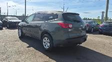 2011 Chevrolet Traverse LS, 7 PASSENGER, GREAT SHAPE, NEWER TIRE - Photo 3