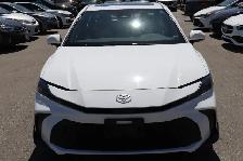 2026 Toyota Camry SE Hybrid - Photo 3