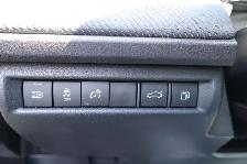 2026 Toyota Camry SE Hybrid - Photo 9