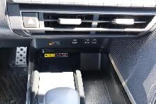 2026 Toyota Camry SE Hybrid - Photo 10