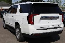 2024 GMC Yukon XL SLT - Photo 2