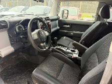 2007 TOYOTA FJ Cruiser AUTOMATIQUE / 4X4 / UN VRAIS TANK - Photo 3