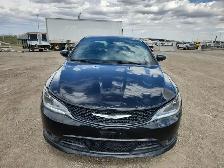 2015 Chrysler 200 - Photo 8
