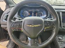 2015 Chrysler 200 - Photo 13