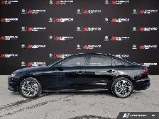2022 Audi A4 Sedan Komfort | HEATED SEATS & STEERING | SUNROOF - Photo 2