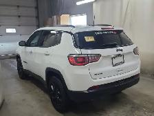2025 Jeep Compass Altitude 4x4 - Photo 2