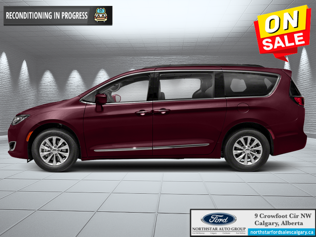 2019 Chrysler Pacifica Limited HAIL SPECIAL - HEATED LEATHER SEA