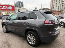 2019 Jeep Cherokee North 4x4 - Photo 11