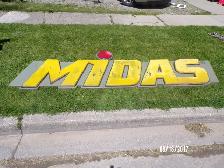 large midas sign