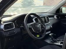 2020 Kia Sorento LX AWD - Photo 9