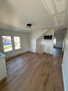 Appartement 3 1/2 duplex - Photo 2