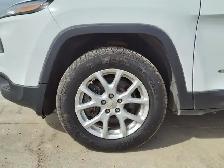 2017 Jeep Cherokee - Photo 39