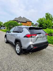 2019 Toyota Rav4 XLE - Photo 3