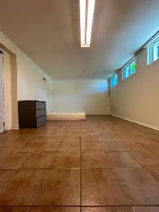 Best Deal! Very Spacious! Quite Bright! One Bedroom Unit Rent - Photo 9