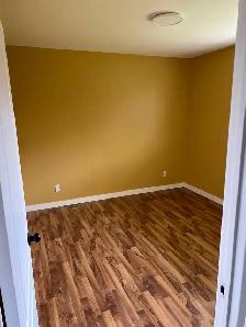 Three Bedroom, one Bathroom House for Lease Available Immediatly - Photo 5