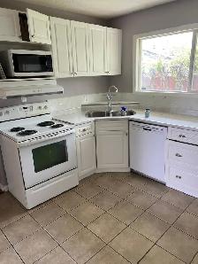 Three Bedroom, one Bathroom House for Lease Available Immediatly - Photo 13