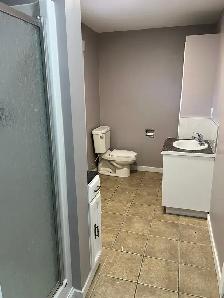 Three Bedroom, one Bathroom House for Lease Available Immediatly - Photo 15